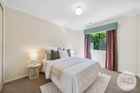 Property photo of 26 Stirling Boulevard Tatton NSW 2650