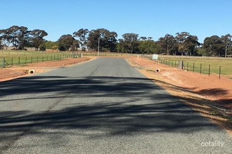 Property photo of 3 Mansfield Road Temora NSW 2666