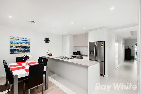 Property photo of 5 Newcastle Drive Mulgrave VIC 3170
