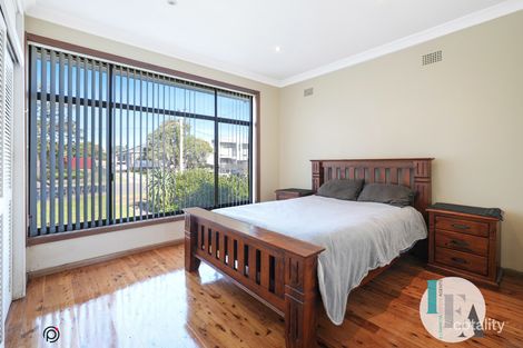 Property photo of 178 Pur Pur Avenue Lake Illawarra NSW 2528