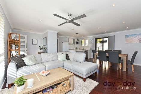 Property photo of 6 Oregon Avenue Fletcher NSW 2287