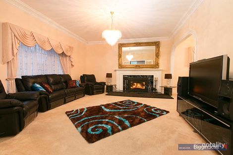 Property photo of 2 Dunedin Street Maidstone VIC 3012