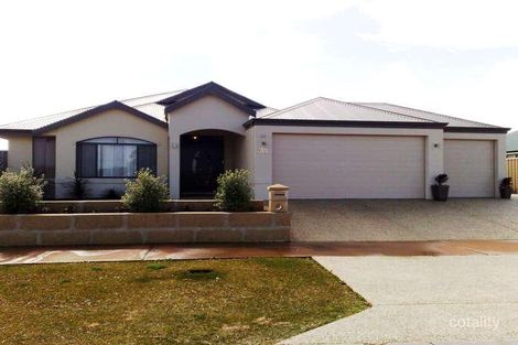 33 Illawarra Dr, Millbridge, WA 6232