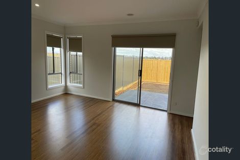 Property photo of 41 Frontier Circuit Tarneit VIC 3029