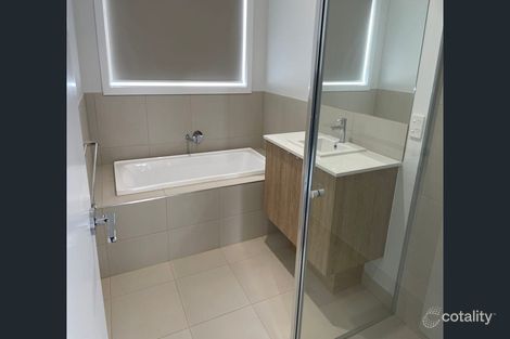 Property photo of 41 Frontier Circuit Tarneit VIC 3029