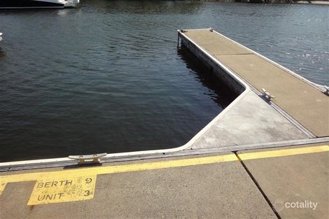 12 Canal Ave, Runaway Bay, QLD 4216