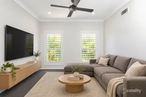 Property photo of 10 Mount Gravatt Road Upper Mount Gravatt QLD 4122