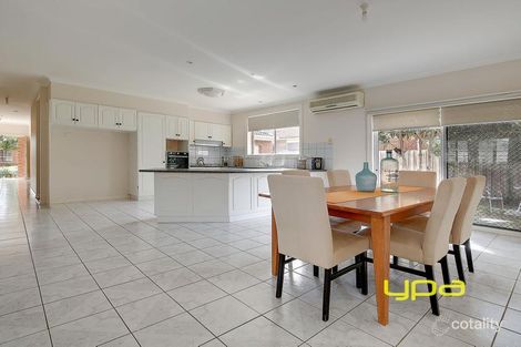 Property photo of 22 Wolviston Avenue Hillside VIC 3037