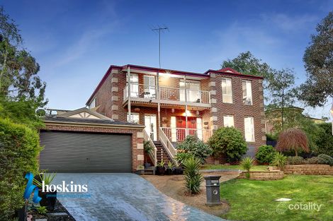 11 Barnsdale Way, Ringwood North, VIC 3134
