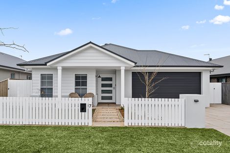 Property photo of 7 Plumb Street Renwick NSW 2575