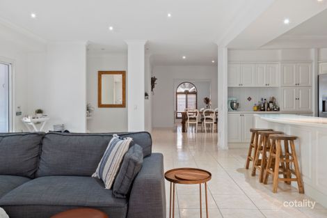 Property photo of 11 Champagne Boulevard Helensvale QLD 4212