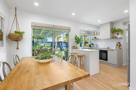 Property photo of 27/2 St Kevins Avenue Benowa QLD 4217