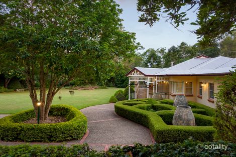 43 Upper Brookfield Rd, Brookfield, QLD 4069