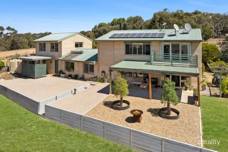 24 Thomson St, Shelford, VIC 3329