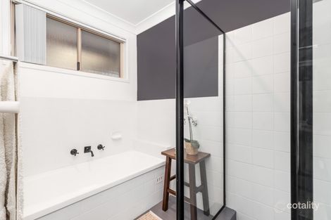 Property photo of 5 Dolphin Close Claremont Meadows NSW 2747