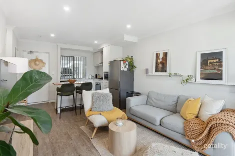 Property photo of 2/35 Macedon Place Craigie WA 6025