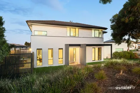 Property photo of 1 Green Court Burnside Heights VIC 3023