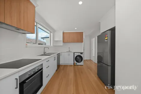 2/68 Bay Rd, New Town, TAS 7008