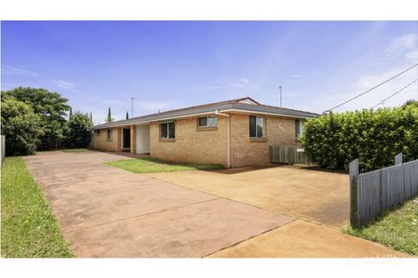 Property photo of 2/501 Stenner Street Harristown QLD 4350