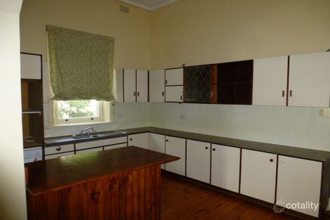 Property photo of 25 Victoria Road Clare SA 5453