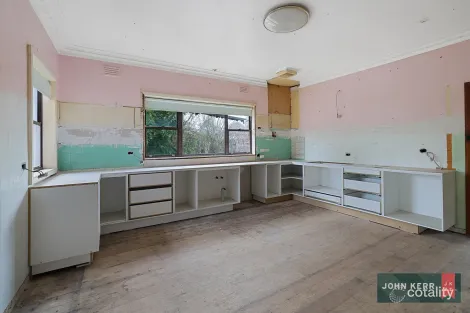 Property photo of 53 Chamberlain Road Newborough VIC 3825
