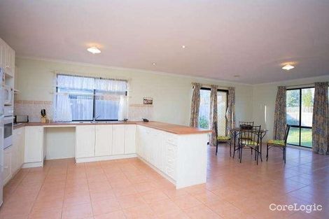 Property photo of 132 Robinsons Road Deer Park VIC 3023