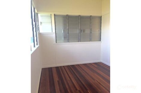 Property photo of 32 Luck Avenue Wandal QLD 4700