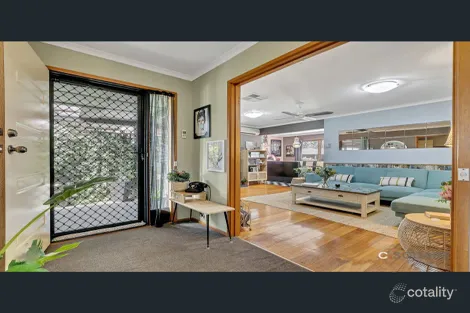 Property photo of 4 Berwick Place Melton West VIC 3337