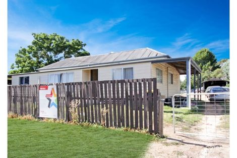 Property photo of 9 Chapel Street Wedderburn VIC 3518