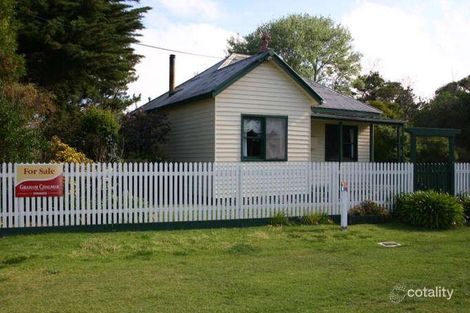 11 Rowley St, Seaspray, VIC 3851