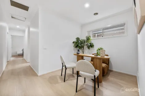 Property photo of 85 Charteris Drive Craigieburn VIC 3064