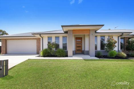 Property photo of 3 Clearwater Place Thurgoona NSW 2640