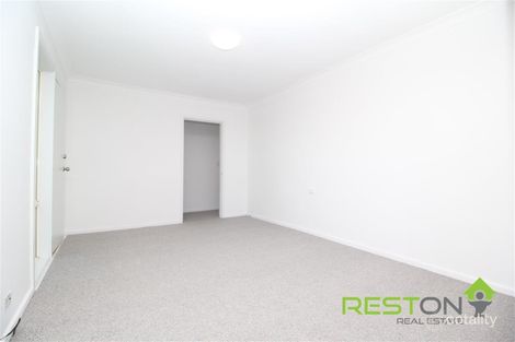 Property photo of 209 Hoxton Park Road Cartwright NSW 2168