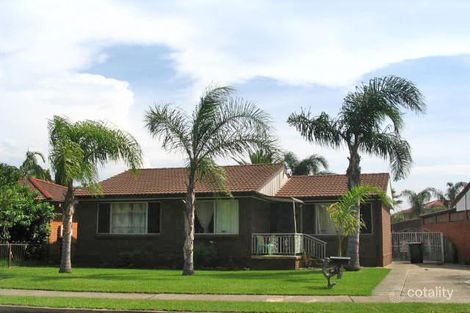 17 Coolatai Cres, Bossley Park, NSW 2176