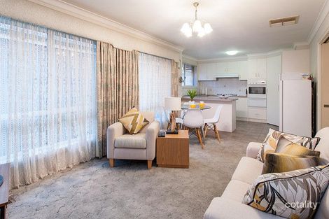 Property photo of 3 Liat Way Greensborough VIC 3088