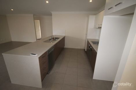 Property photo of 20 Sandalwood Drive Glenvale QLD 4350