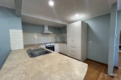 Property photo of 42 Mumford Street Ashmont NSW 2650