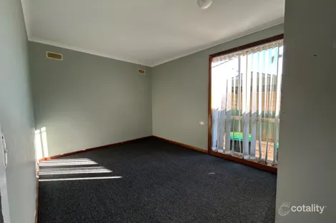 Property photo of 42 Mumford Street Ashmont NSW 2650