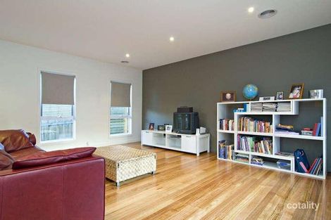 Property photo of 77 Hull Road Croydon VIC 3136