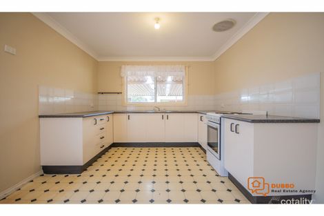 Property photo of 13 Pegasus Place Dubbo NSW 2830