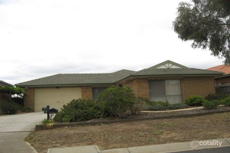 11 Boberrit Wynd, Sydenham, VIC 3037