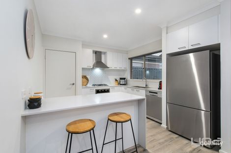Property photo of 20 Pulsar Way Fraser Rise VIC 3336