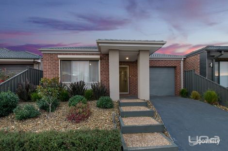 Property photo of 20 Pulsar Way Fraser Rise VIC 3336