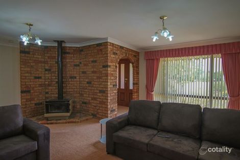 Property photo of 7 Namatjira Crescent Orange NSW 2800