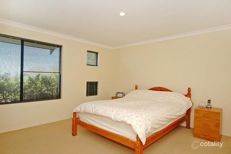 Property photo of 31 Carisbrooke Loop Hocking WA 6065