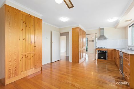 Property photo of 14 Waitara Avenue Keysborough VIC 3173