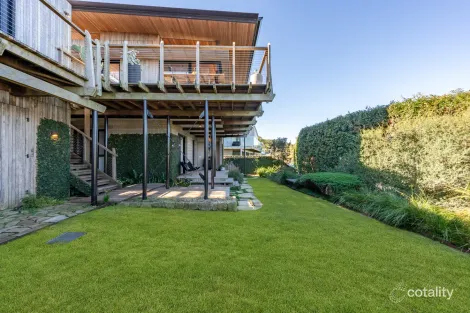 Property photo of 42 Riverleigh Avenue Gerroa NSW 2534
