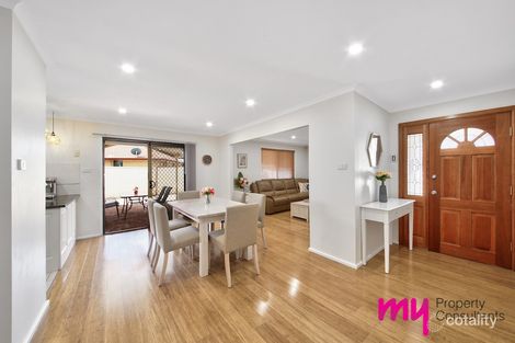 Property photo of 16 Dibbler Place St Helens Park NSW 2560
