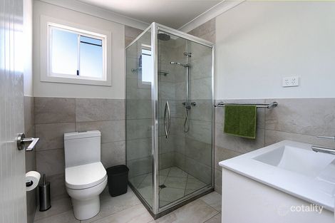 Property photo of 129 Sea Esplanade Burnett Heads QLD 4670