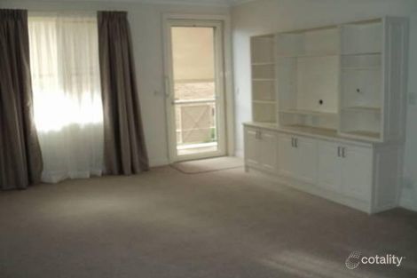 Property photo of 28/95 Outer Crescent Brighton VIC 3186